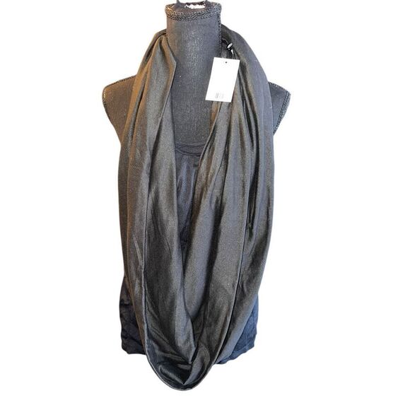 NWT Beyond Yoga Hidden Zip Pocket Soft Stretch Infinity Scarf Black - Picture 2 of 5